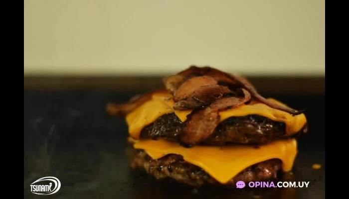 Tsunami La Paloma Hamburguesa - La Aguada y Costa Azul