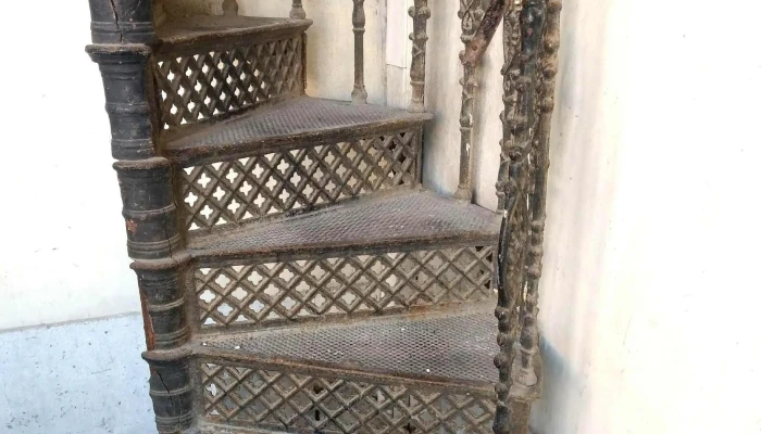 Universidad Del Trabajo Del Uruguay -  Opiniones - Montevideo