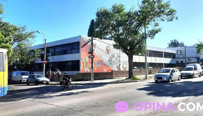 Utu Cerro -  Edificio - Montevideo