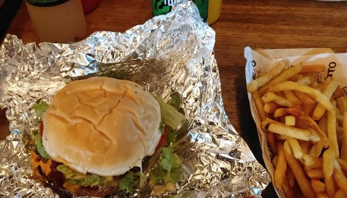 Valito Burgers Milas Comentario 1 - Montevideo