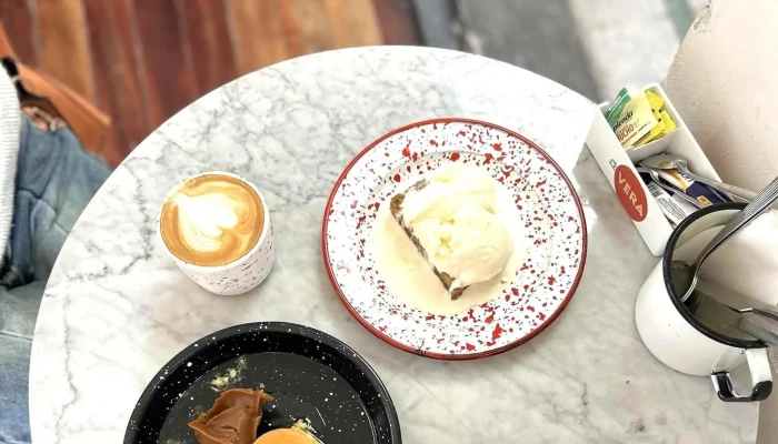 Vera -  Comentario 8 - Montevideo