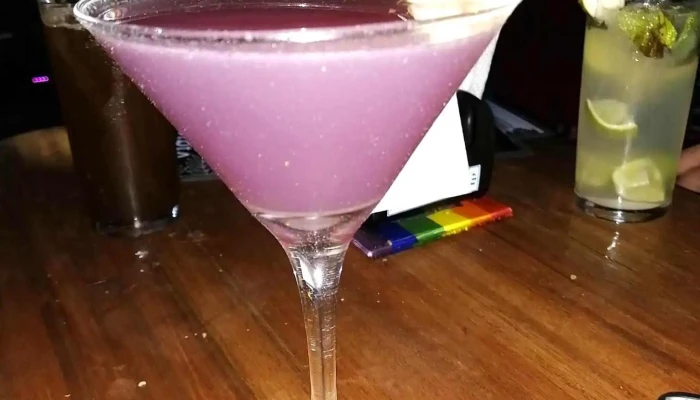 Viajeros Disco Pub -  Comidas Y Bebidas - Montevideo