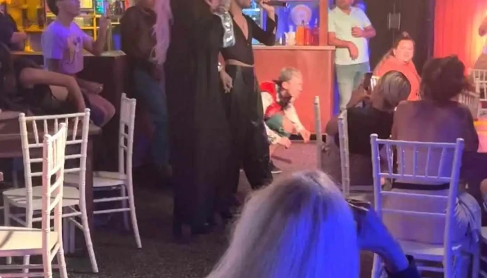 Viajeros Disco Pub -  Videos - Montevideo