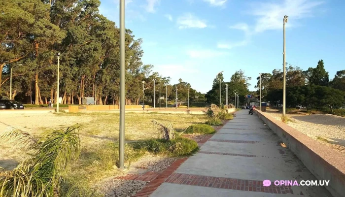 Viejo Hotel -  Exterior - Pajas Blancas