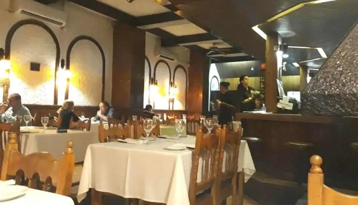 Viejo Sancho -  Ambiente - Montevideo