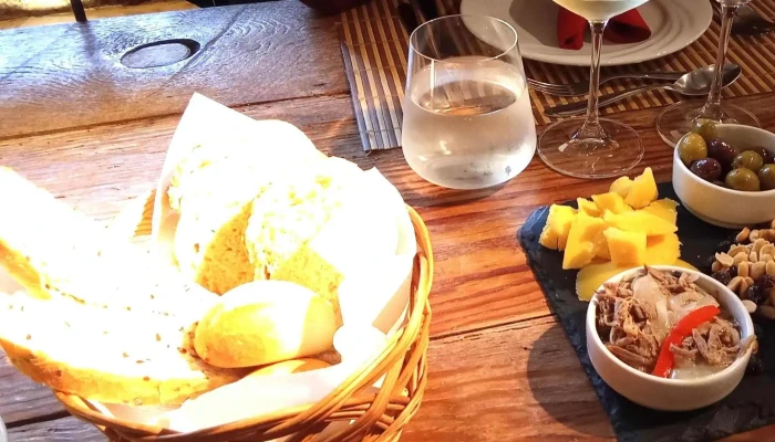 Vina Varela Zarranz Comentario 4 - Joaquín Suárez