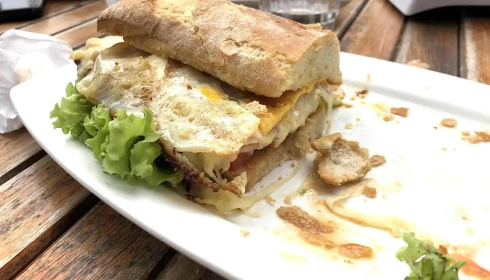 Vintage Resto -  Sandwich De Pollo - Col. del Sacramento