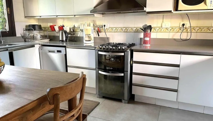 Virginia Morales -  Interior - Montevideo