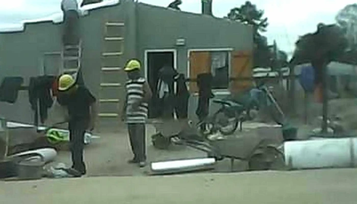 Viviendas Mvotmasitio Pintado Abierto Ahora - Florida