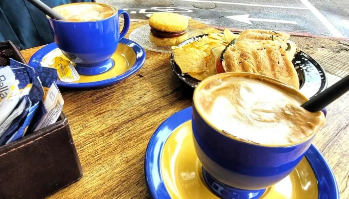 Wakeup Coffee Smoothies Comentario 5 - Montevideo