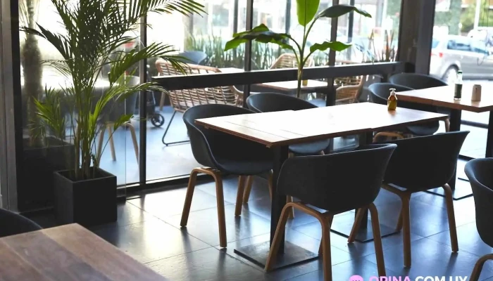 Watashi Sushi Wok Ambiente - Punta del Este