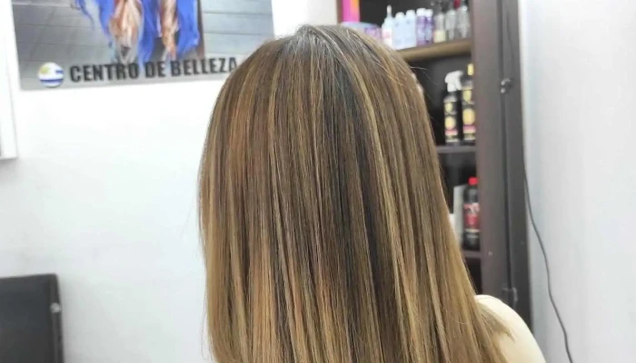 Wendy's World salon de belleza - Julio Herrera Y Obes Y