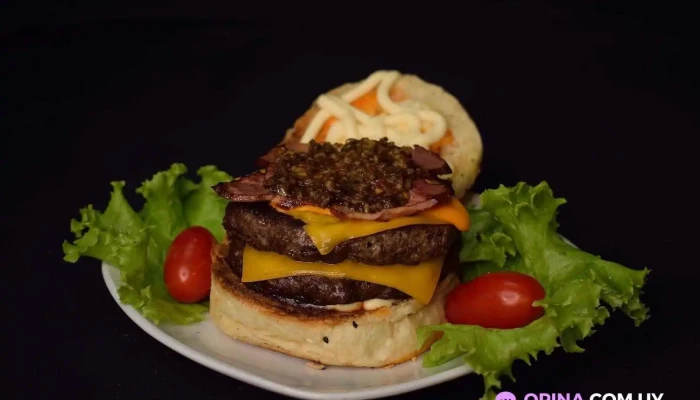 World Burger -  Hamburguesa - Montevideo