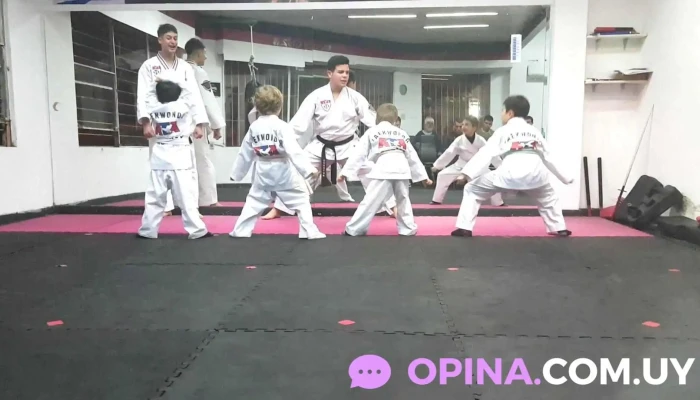 Xtreme Academy -  Videos - Montevideo