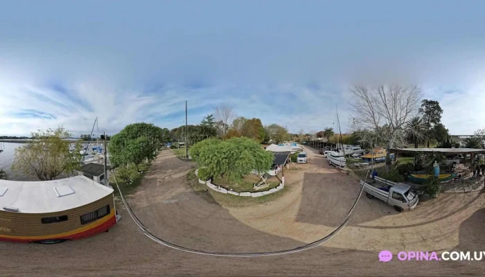 Yatch Club Uruguayo -  Street View Y 360 - Santiago Vázquez