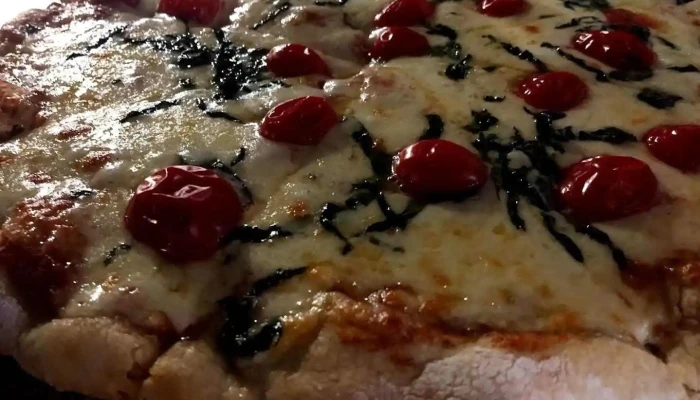 Yolo Resto Bar -  Comida Y Bebida - Col. del Sacramento