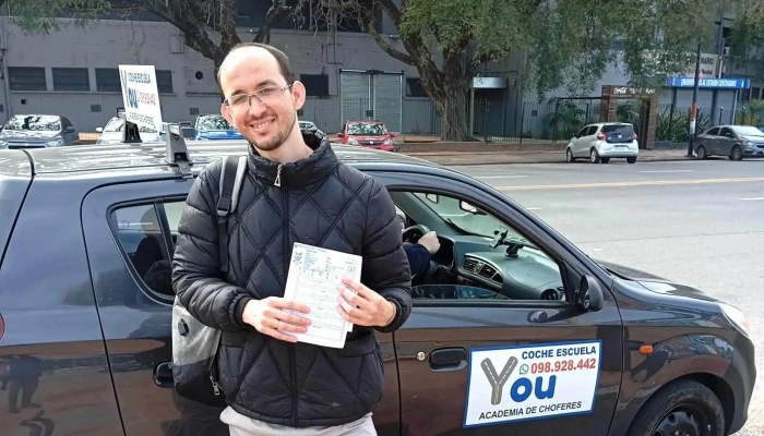 You Academia De Choferes -  Numero - Montevideo