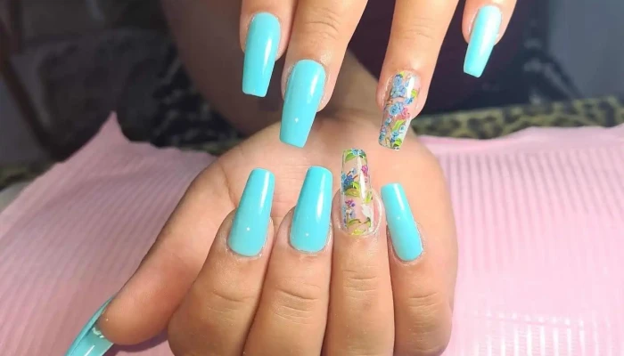 Ys Centro Estético - 16900 La Floresta