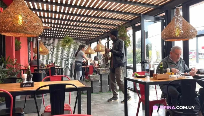 Yudas Restobar Solymar Videos - Ciudad de la Costa