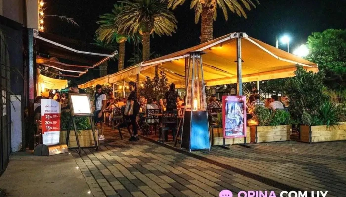 Zazu Puerto Todas - Punta del Este